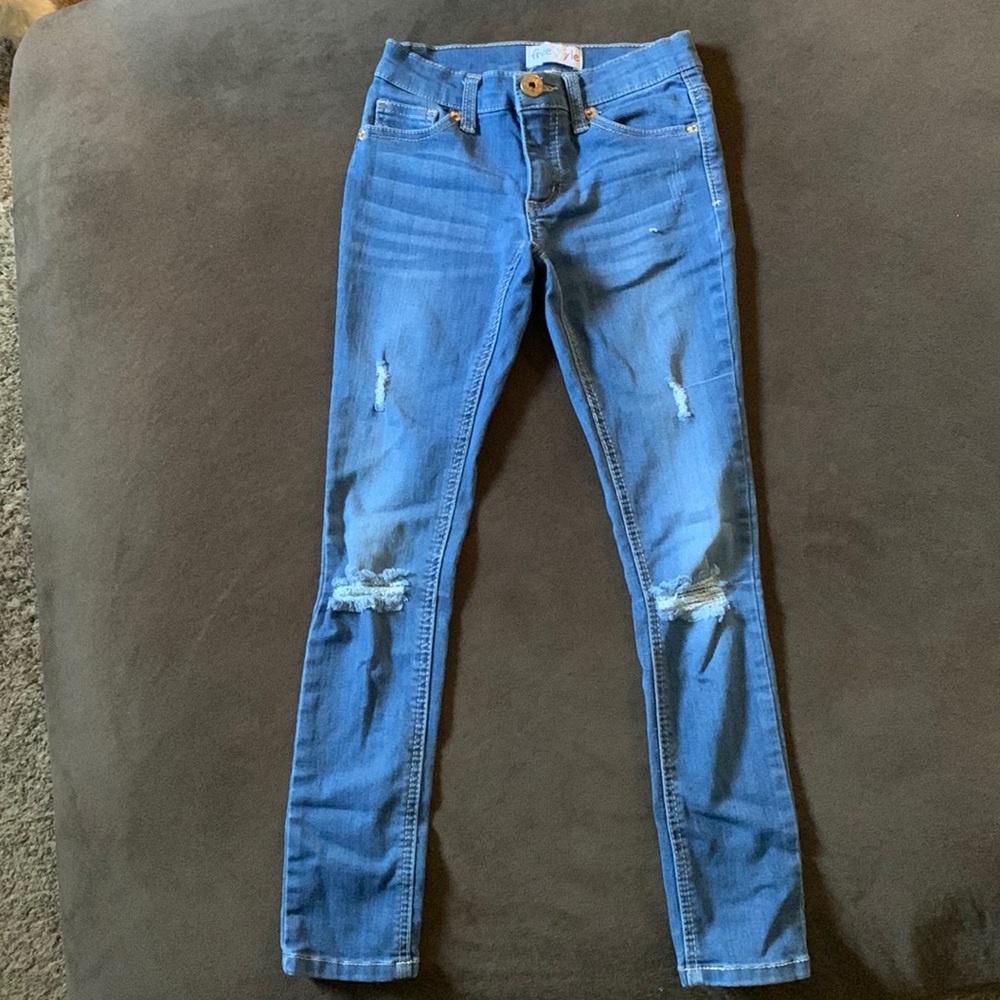 Freestyle, size 7 tall, skinny, stretchy, destroyed blue jeans